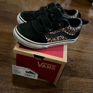 Toddler vans size 8